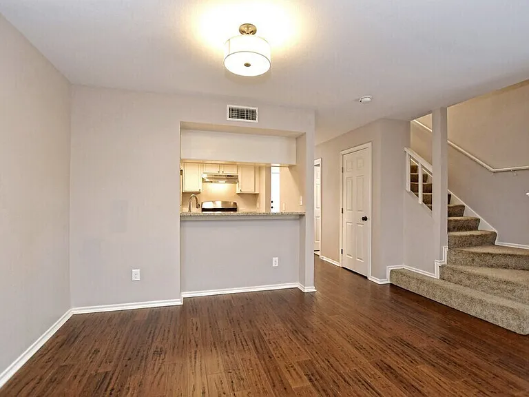 8103 Tuscarora Trl #A — Photo 11