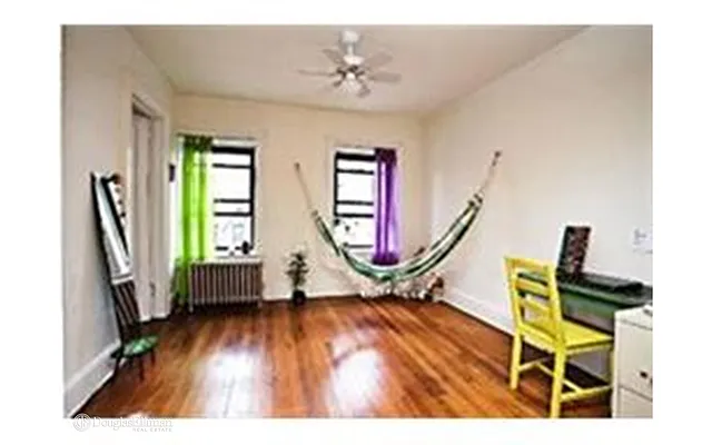 Rented by Douglas Elliman | media 19