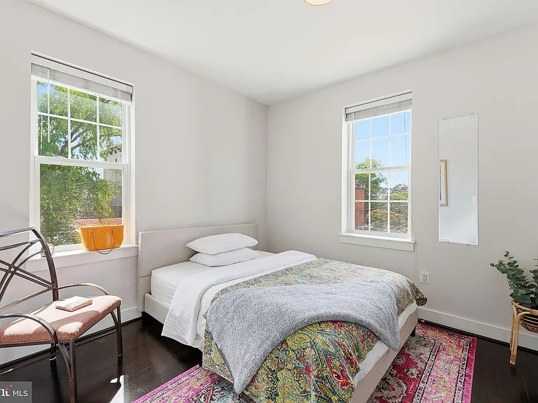 315 G St NE #306 — Photo 13