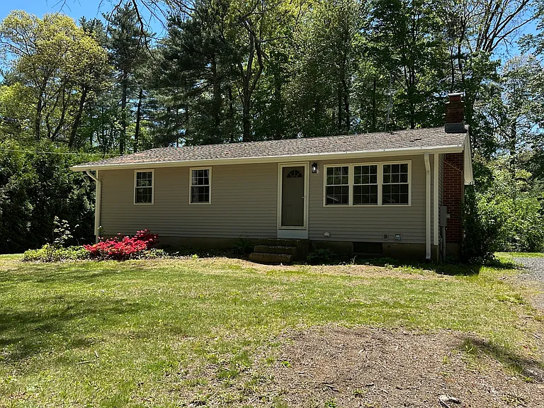 11 Ridge Rd — Photo 1
