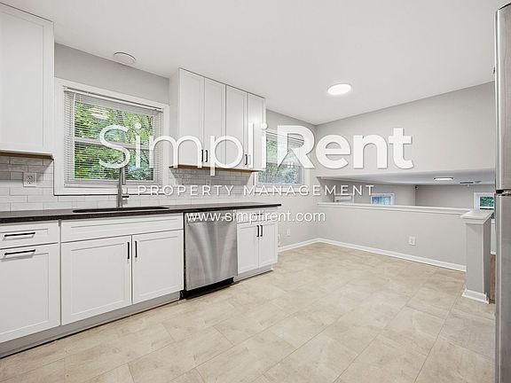 5th image of 2447 Whites Mill Ln