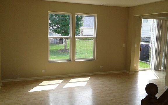 3rd image of 24855 W Franklin Ln