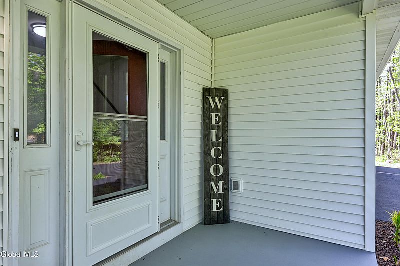 2nd image of 6 Pinebrook Drive