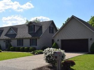 196 Indian Ridge Dr, Piketon, OH 45661