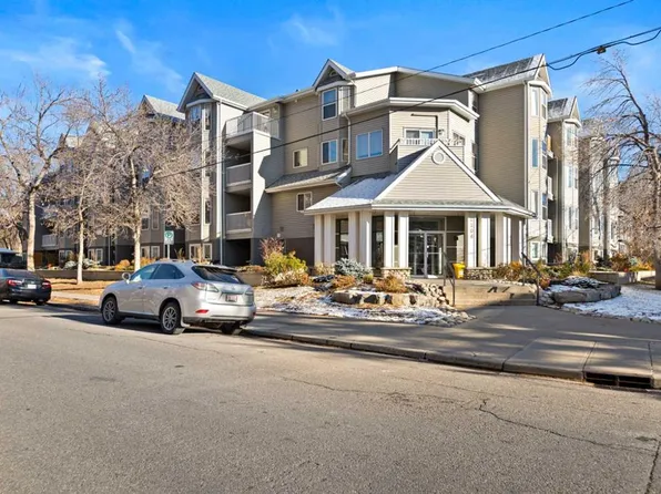 2204 S 1st St SW #310, Calgary, AB T2S 1P4