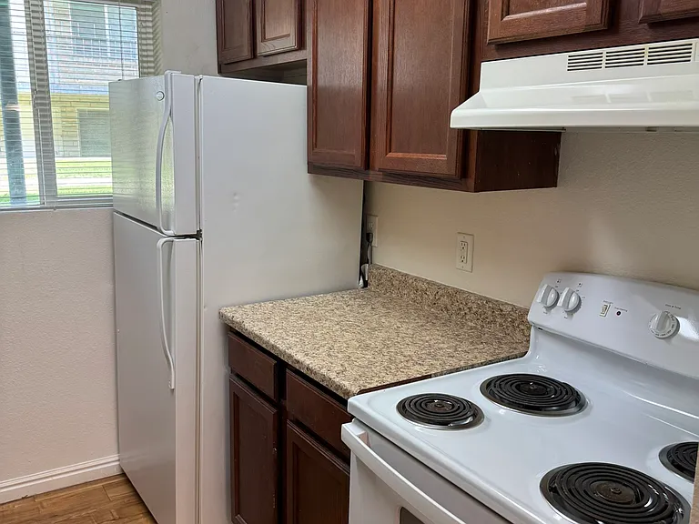 Blair Street Apartments — Photo 9