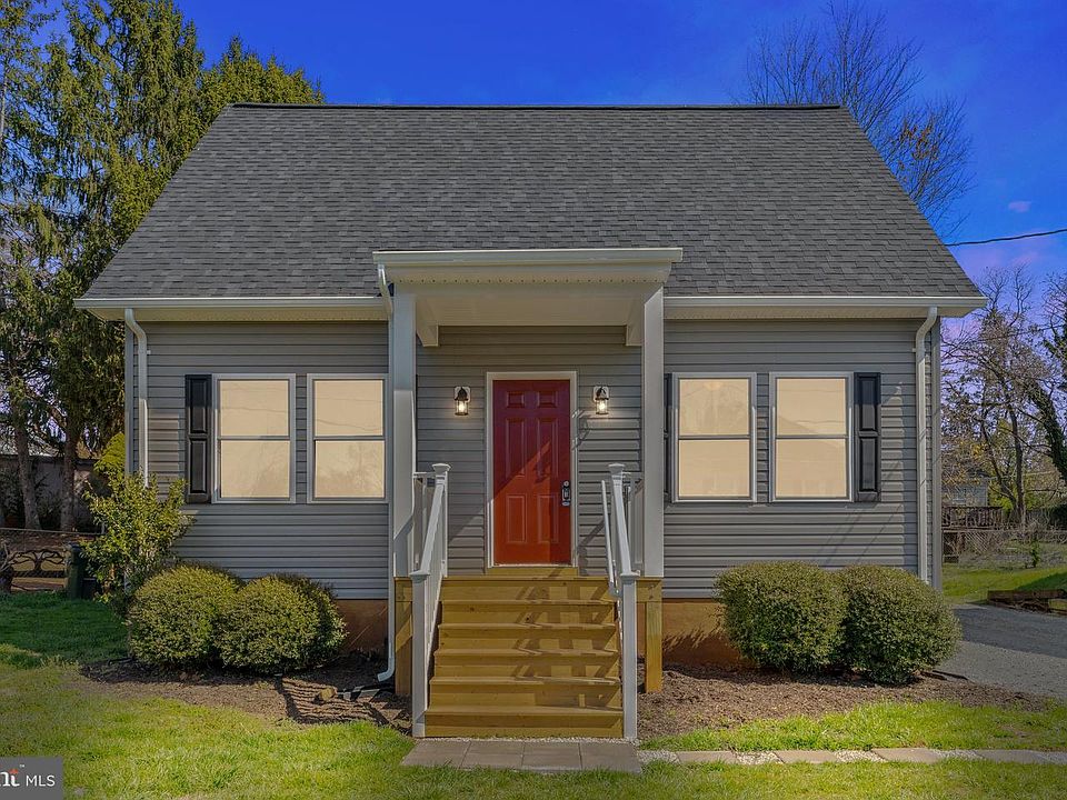 1st image of 218 W Culpeper St