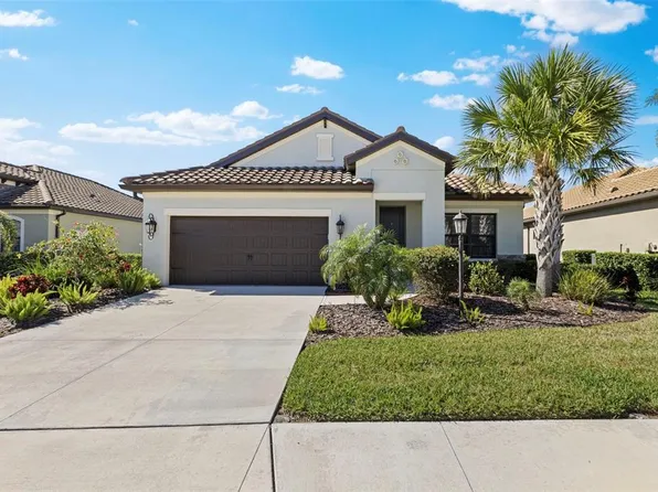 220 Cassano Dr, Nokomis, FL 34275