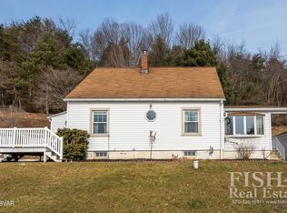 2952 Grimesville Rd, Williamsport, PA 17701