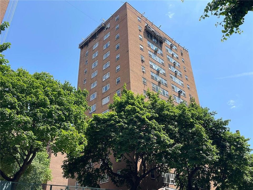 1st image of 125 Ashland Pl APT 16C