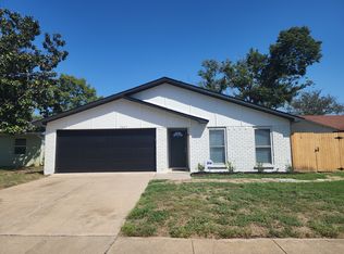 7617 Spicebush Rd, Fort Worth, TX 76133