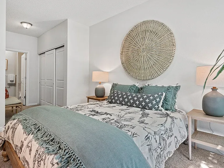 808 Berry Place — Photo 10