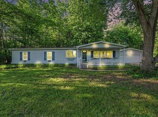 880 E Price Rd, Midland, MI 48642