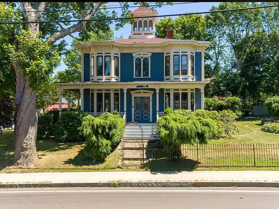 236 Ocean Point Rd