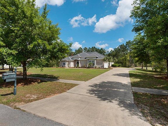 3rd image of 308 Club House Dr E