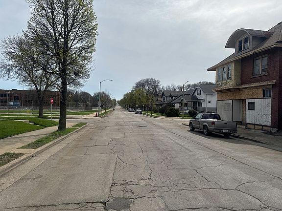 4th image of 1808 W Keefe Ave