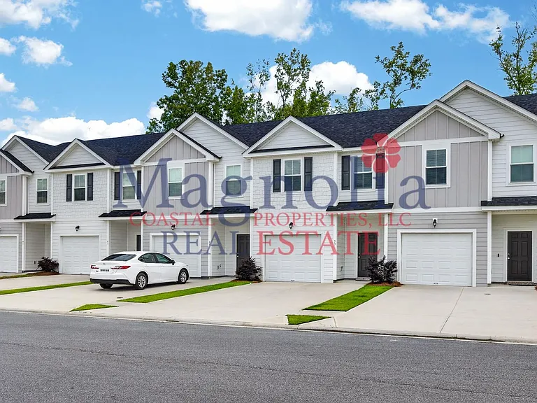 53 Dorsey Dr — Photo 3