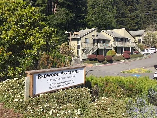 Redwood Apartments