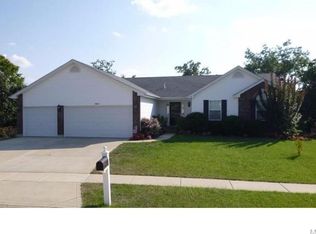1914 Providence Estate Dr, Wentzville, MO 63385