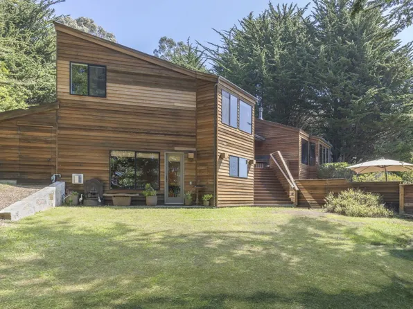 39858 Leeward Rd, The Sea Ranch, CA 95497