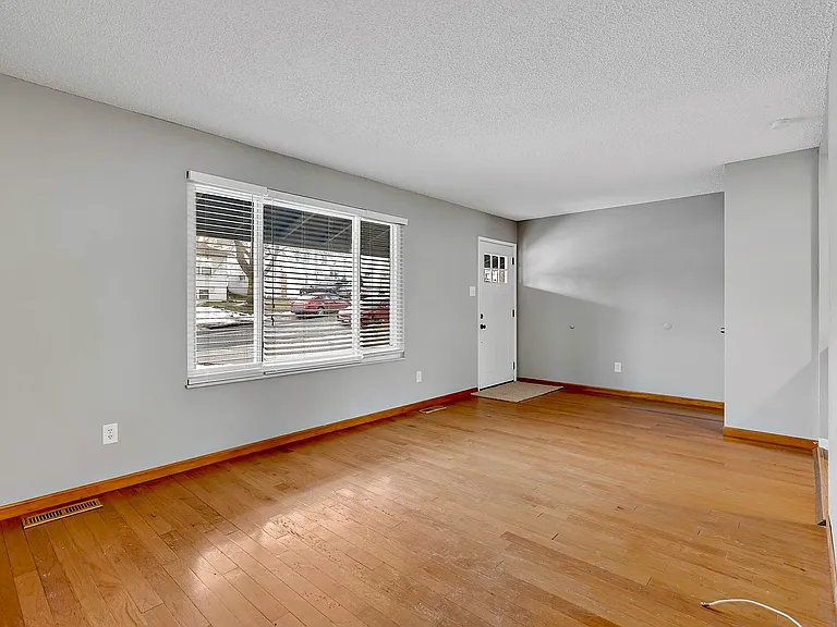 1149 Saratoga Dr — Photo 16