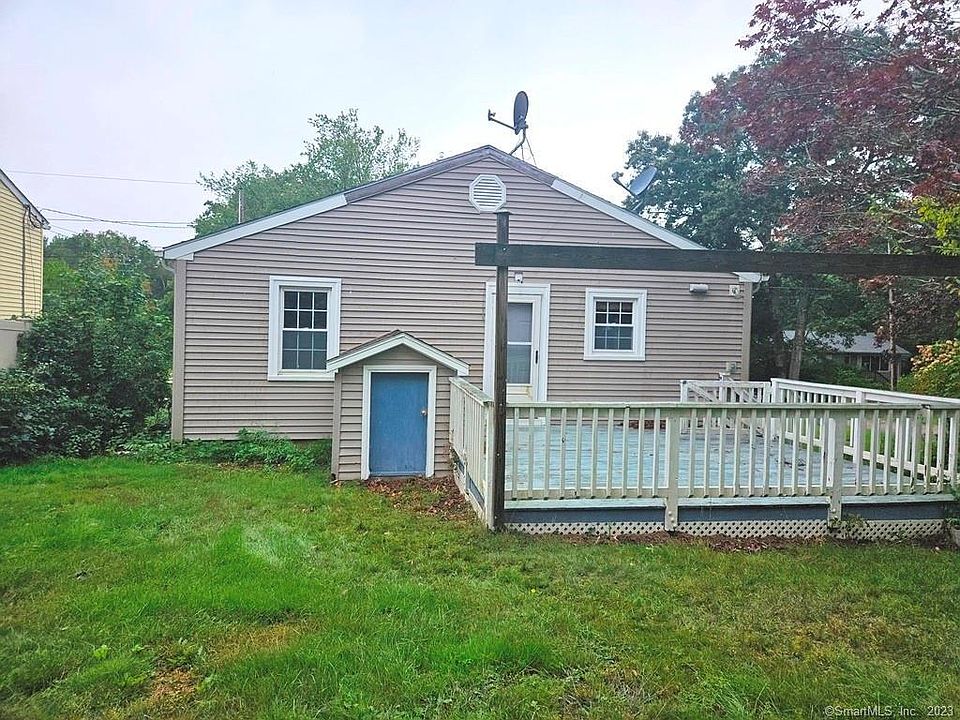 9 Clarence Ave, Pawcatuck, CT 06379 MLS 170601057 Zillow