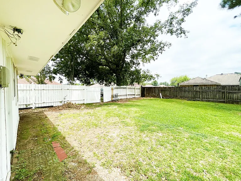 16405 Patton Ave — Photo 18