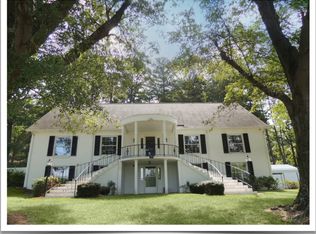 1280 10th St Blvd NW, Hickory, NC 28601