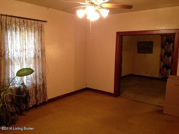 3rd image of 314 Plaza Ave