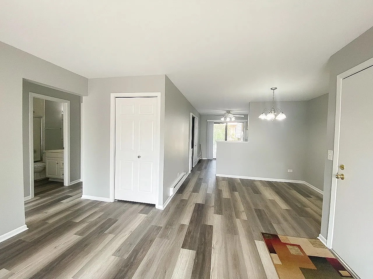 2 bed, 988 sqft, $1,950 — Photo 3