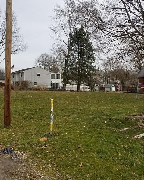 1st image of 1457 Woodbirch Ave