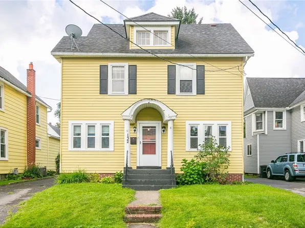 132 W Spruce St, East Rochester, NY 14445
