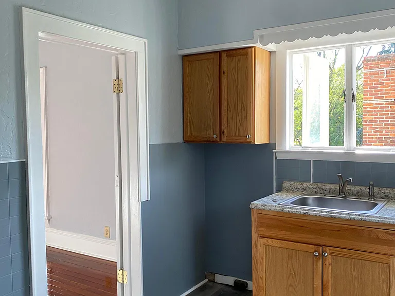 151 Main St #2 — Photo 3