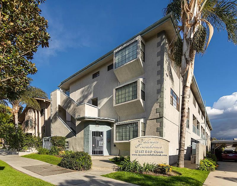 Valencia Luxury Townhomes