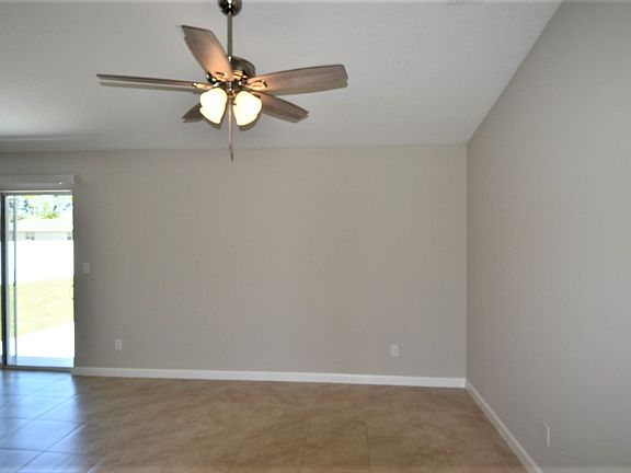 5th image of 3501 SW Margela St