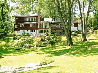 10 Rock Hill Ln, Scarsdale, NY