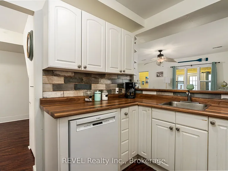 3819 Terrace Ln — Photo 16