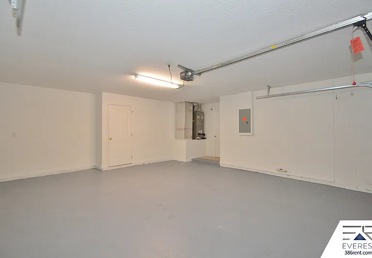19 Burgess Pl — Photo 22