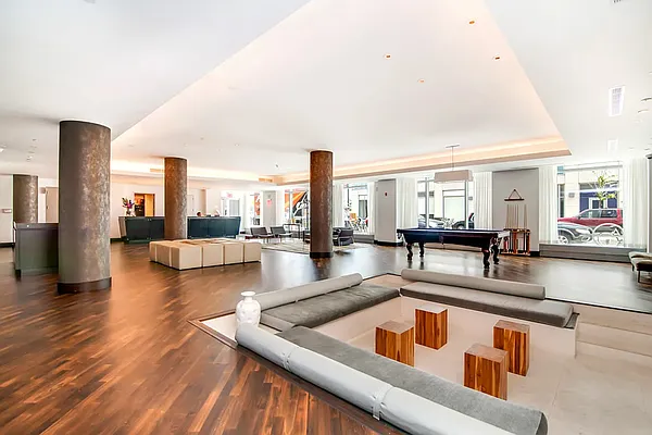 Rented by REAL New York | media 16