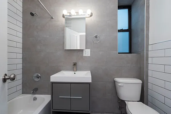 Rented by Bold New York | media 10