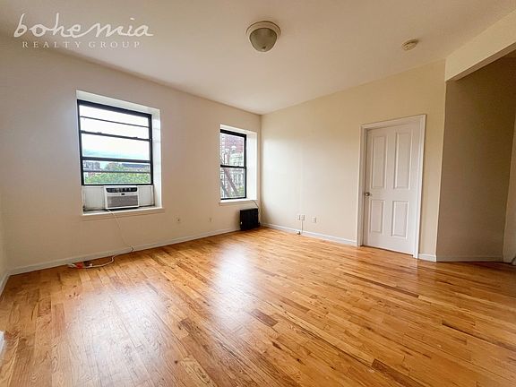 3rd image of 243 W 135th St APT 4A