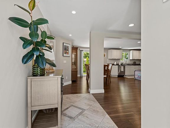 5th image of 2895 Stillmeadow Rd