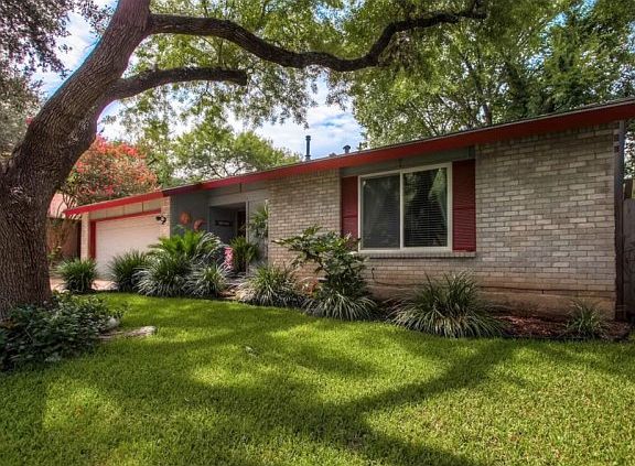 2nd image of 2605 Burly Oak Dr
