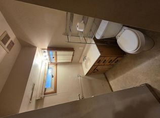 527 S 12th St, Bismarck, ND 58504