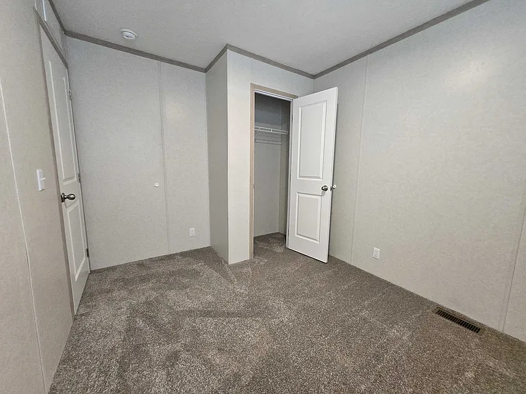 29800 Guilford Cir #282 — Photo 18