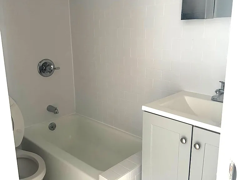 119 - Golden Crest 119 60th Street, LLC — Photo 6