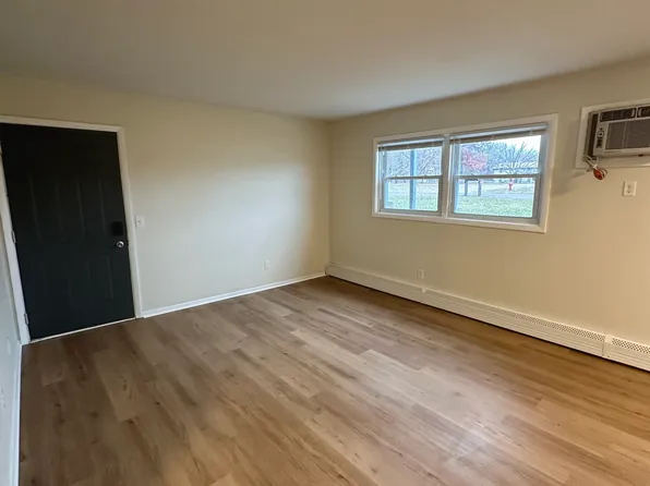 2537 138th Ave NW #4, Andover, MN 55304