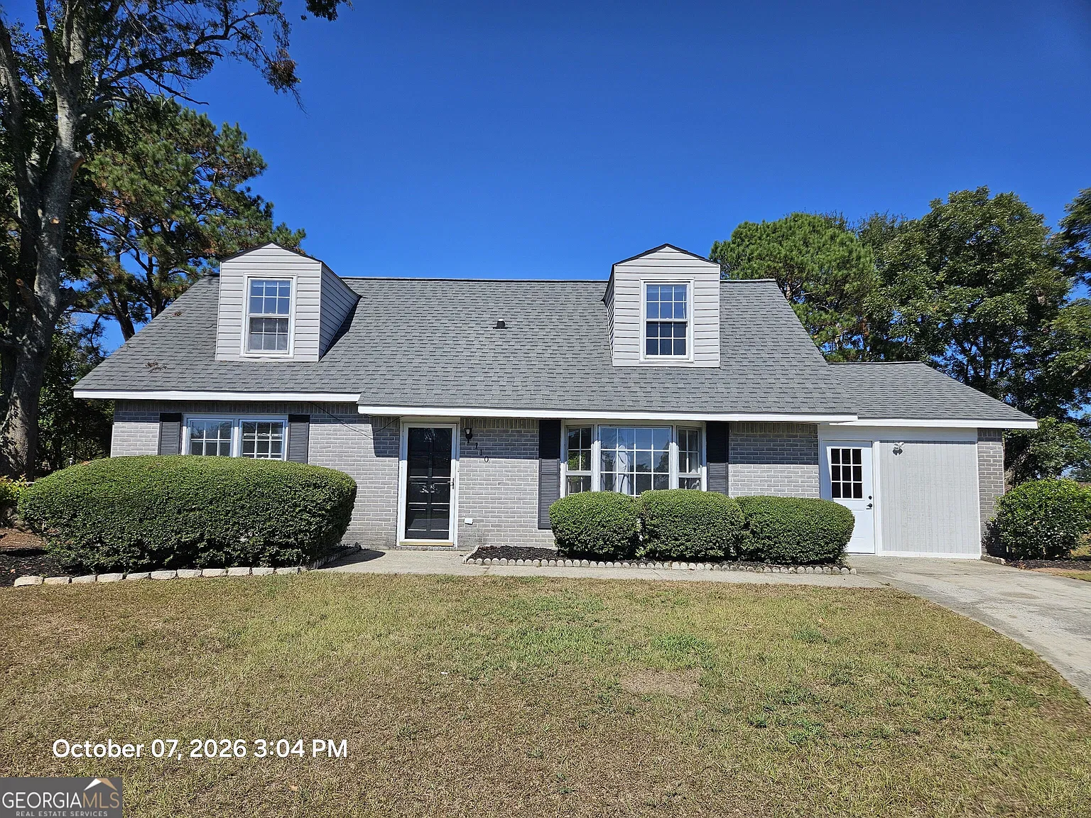 4 bed, 2.0 bath, 1964 sqft, $1,650 — Photo 1