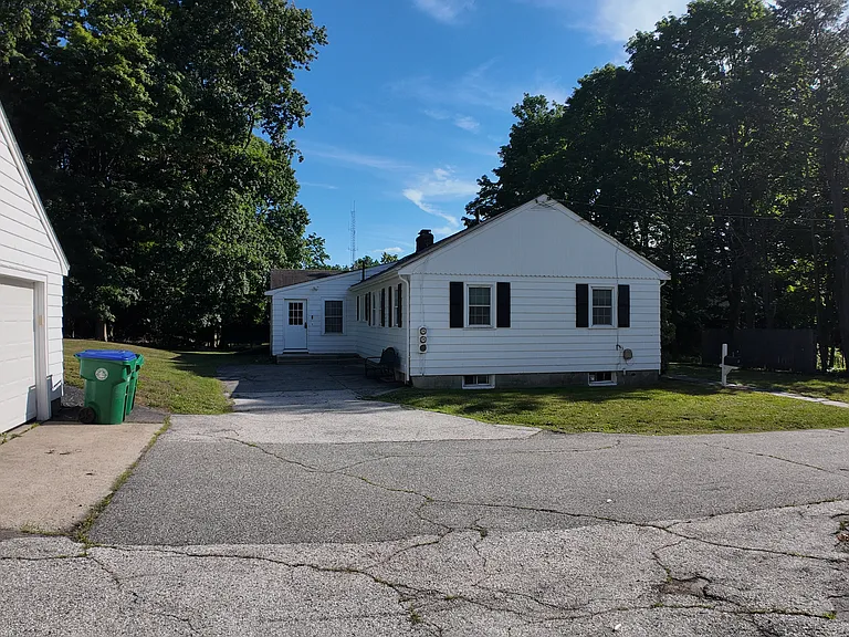 544 High St — Photo 4
