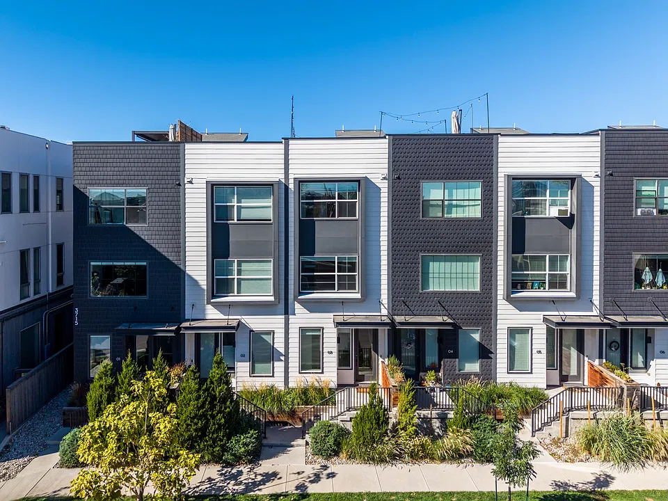 3715 Jason St #3